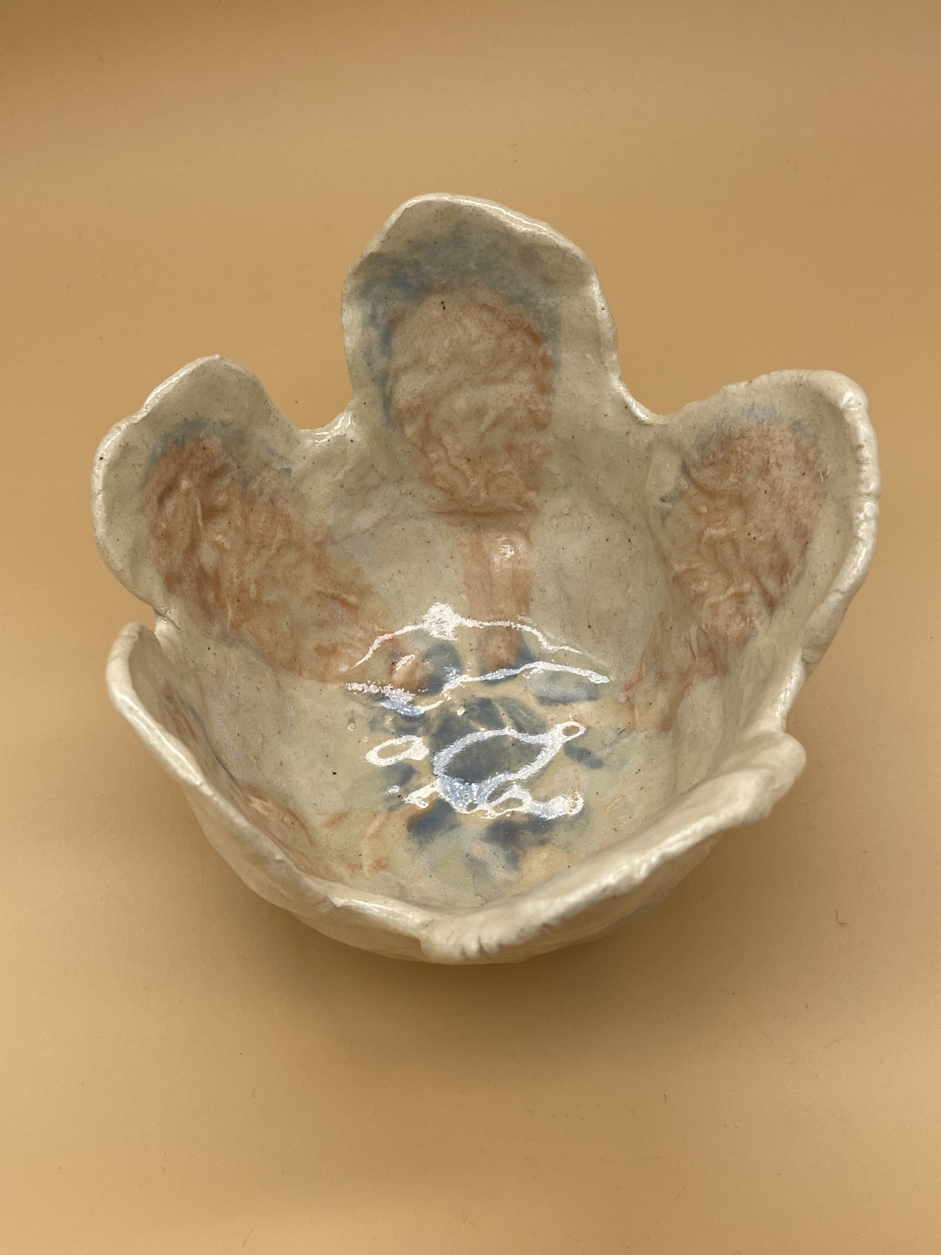 Cuenco pétalos de cerámica artesanal